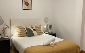 Apartamento Amplio Y Central A Pie De Playa La Concha